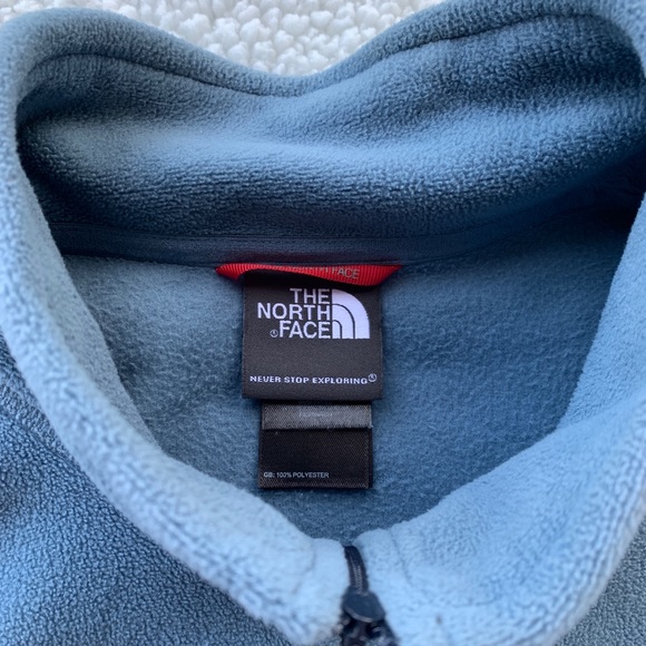 SOLD M The North Face Pop Over - Picture 2 of 4